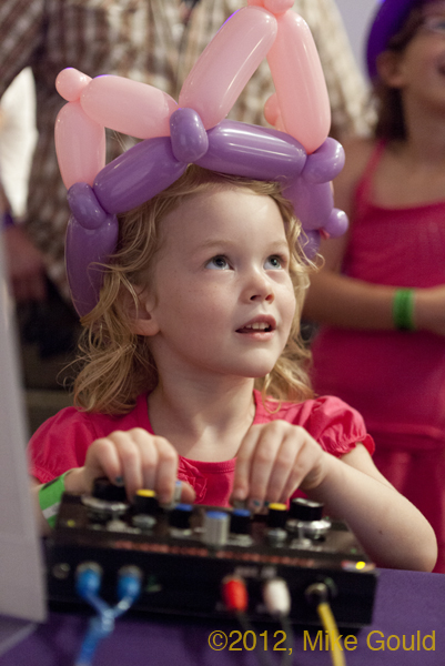 mfd2012_104